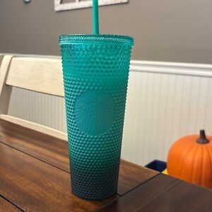 24 ounce Starbucks cup